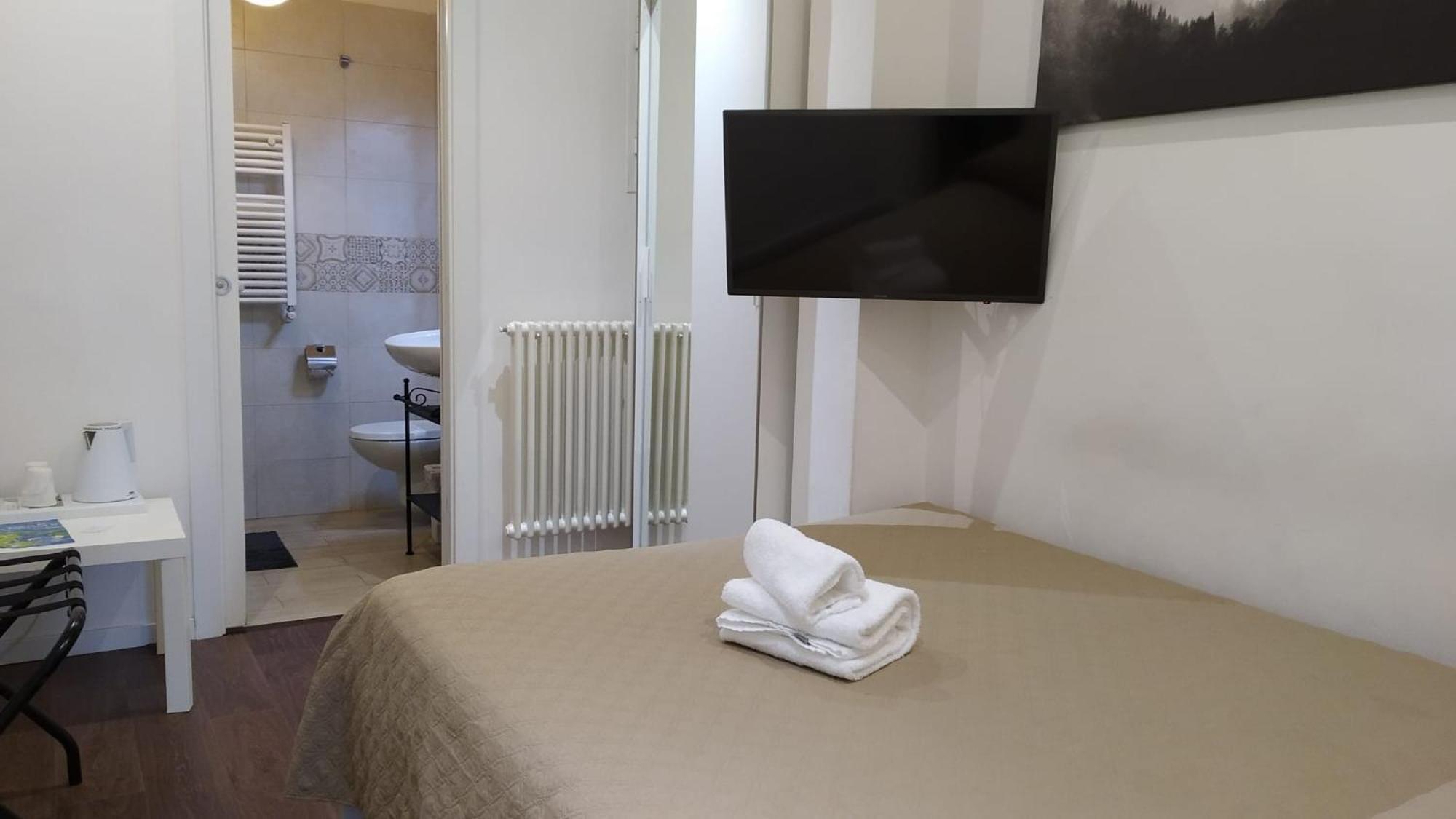 Single Room Private Bathroom