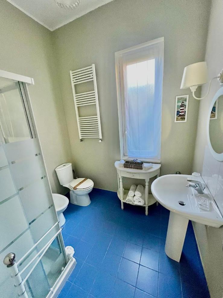 Camera Matrimoniale Standard con Bagno Privato