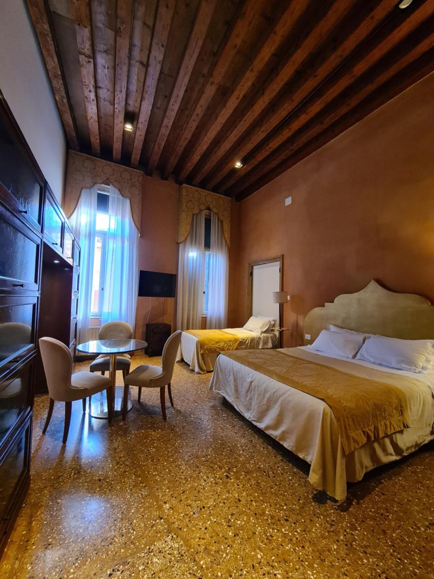 Deluxe Junior Suite