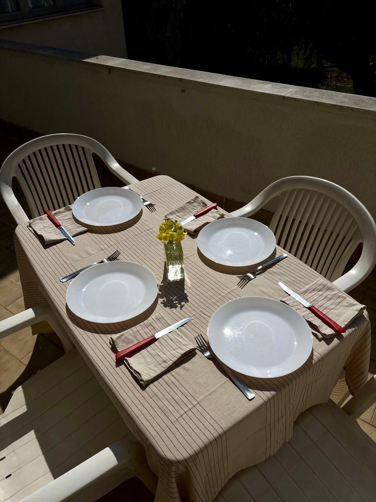 One-Bedroom Apartment Terrace