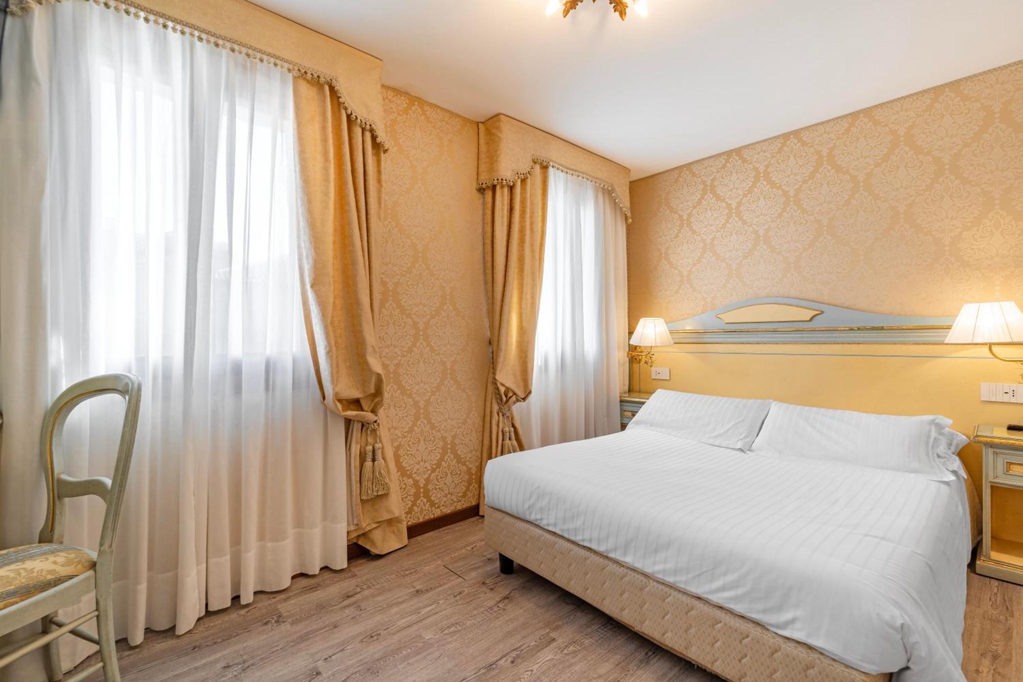 Quarto Duplo Standard