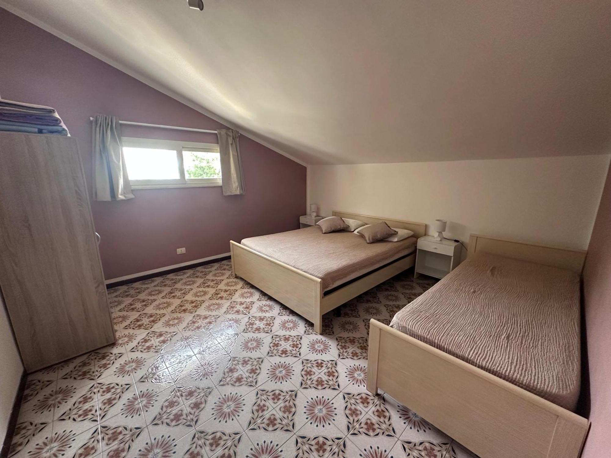 Camera Familiare con Bagno Privato