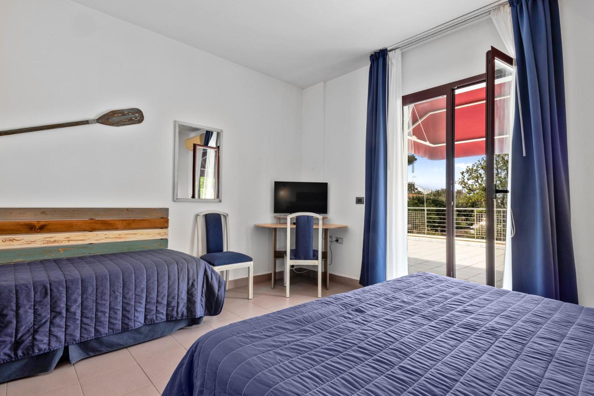 Superior Triple Room