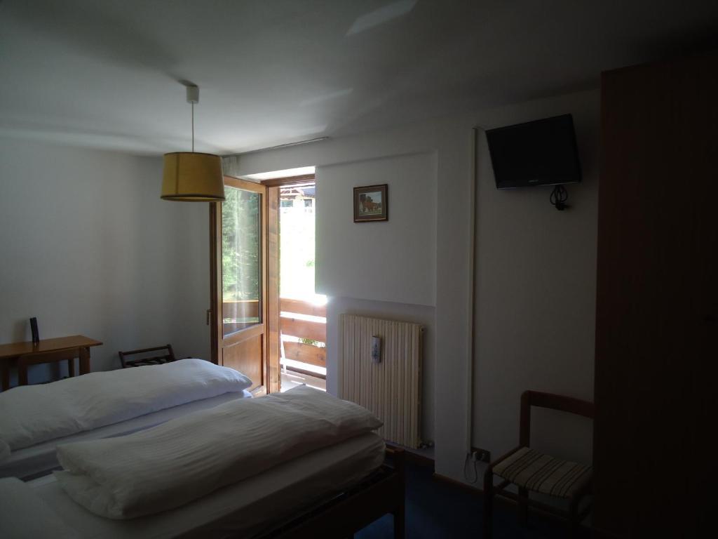 Double or Twin Room,1583101824:JPEG