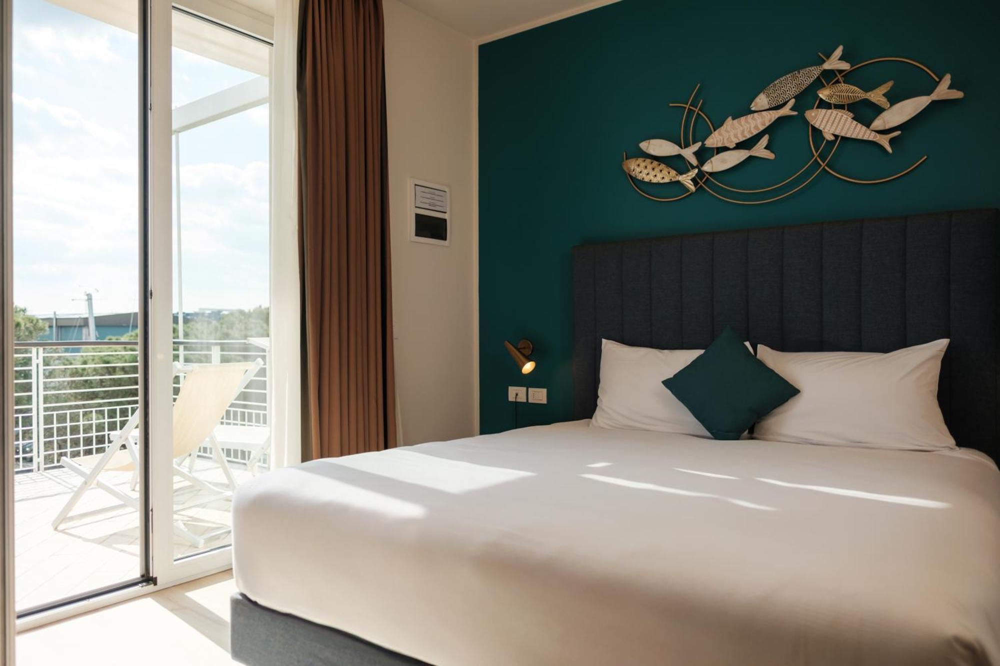 Superior Double Room Terrace Lake View