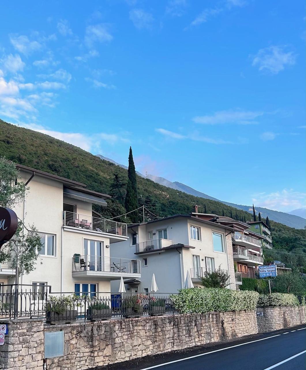 Apartament z 2 sypialniami i widokiem na jezioro