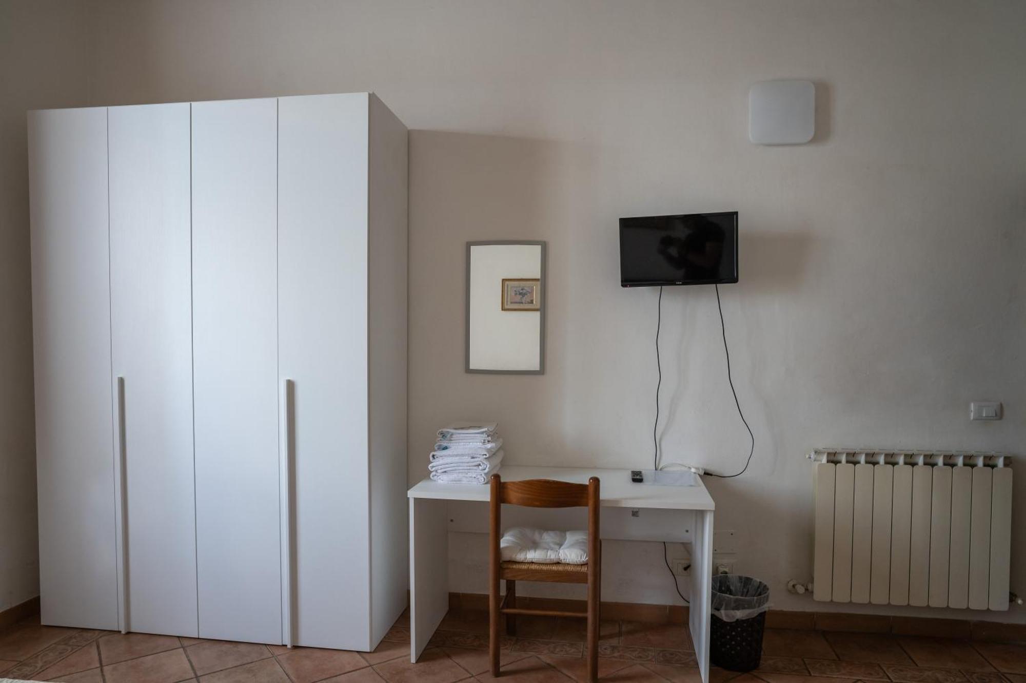 Quarto Duplo com Banheiro Compartilhado