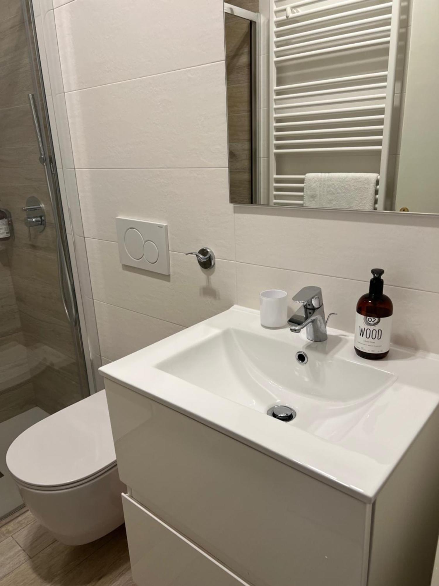 Economy Single Room