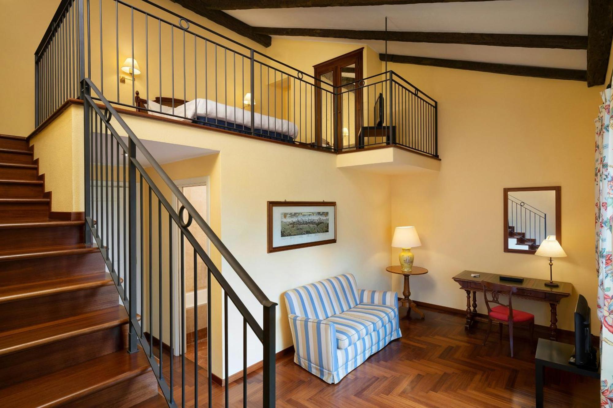 Suite - Split Level