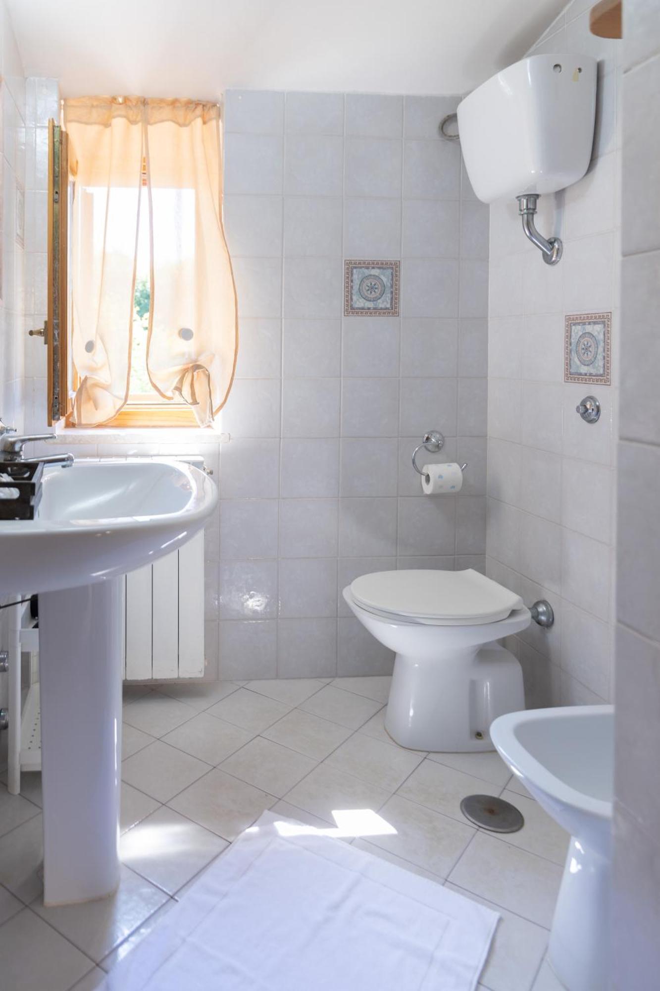 Appartamento con 2 Camere da Letto e Terrazza