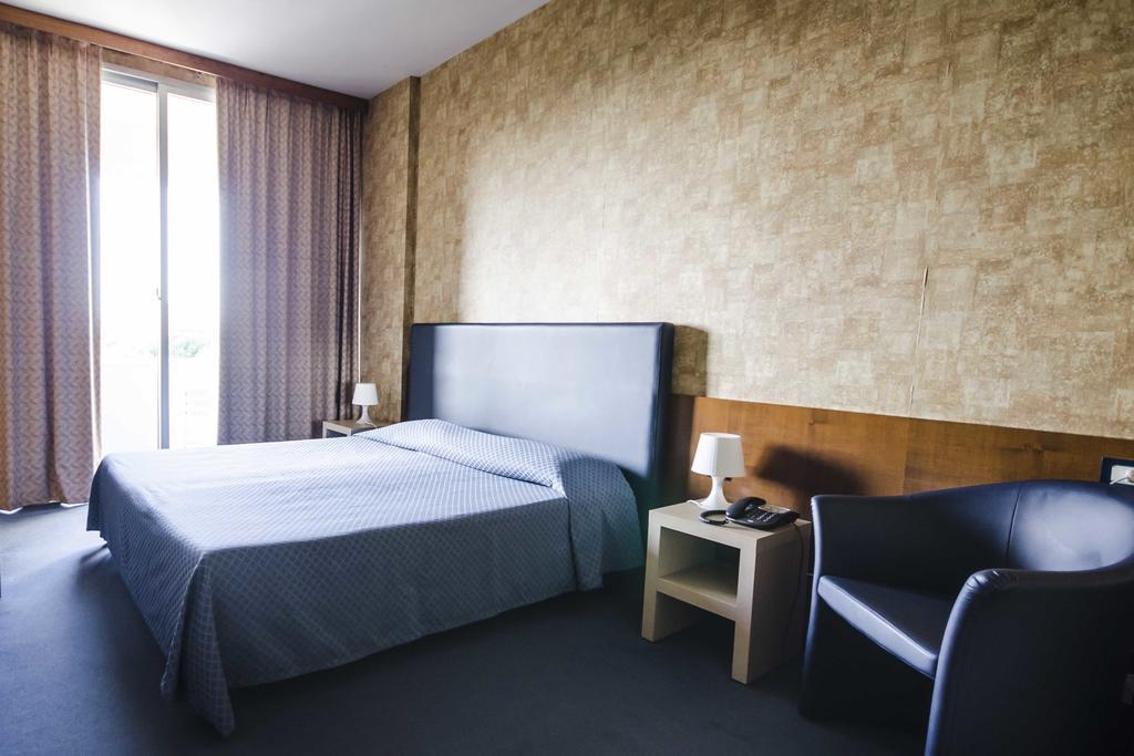 Double Room Beach Access,190023847:JPEG