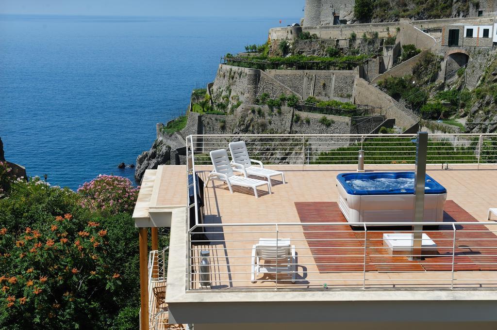 Studio with Sea View,191682793:JPEG