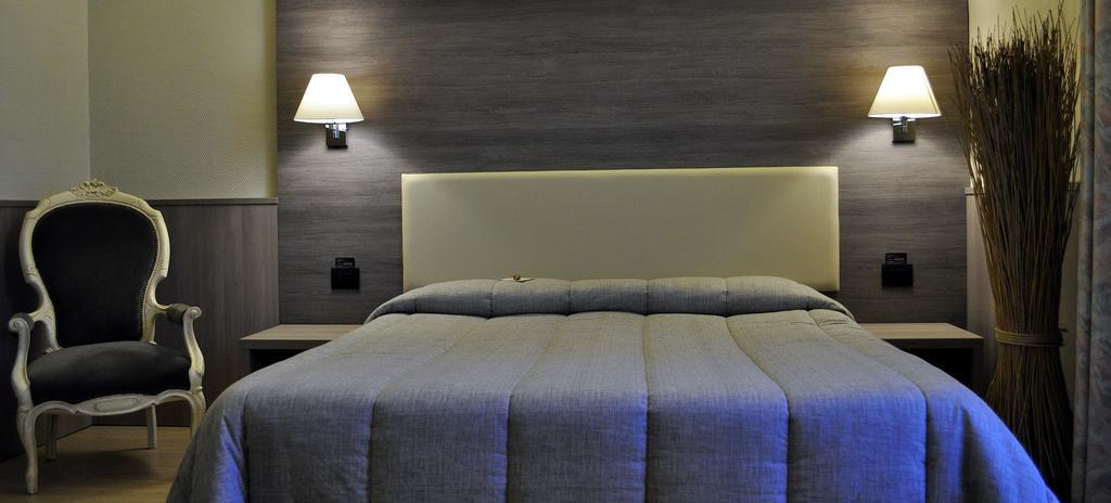 Double Room,544673073:JPEG