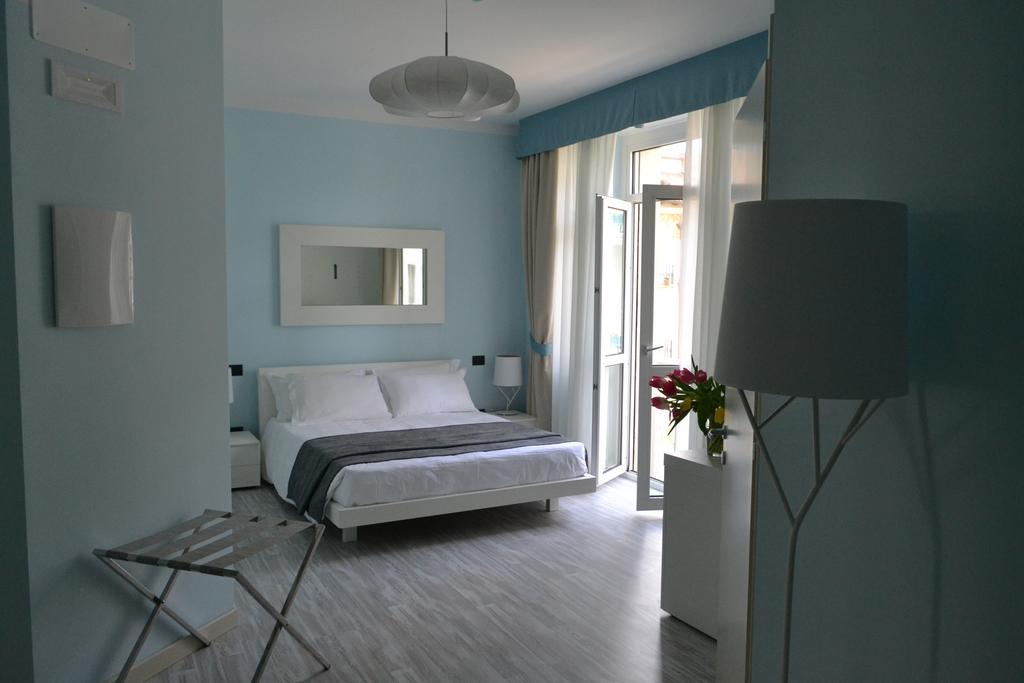 Junior Suite,200177287:JPEG