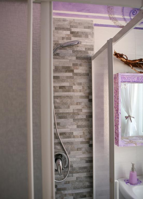 Quarto Duplo com Cama Extra