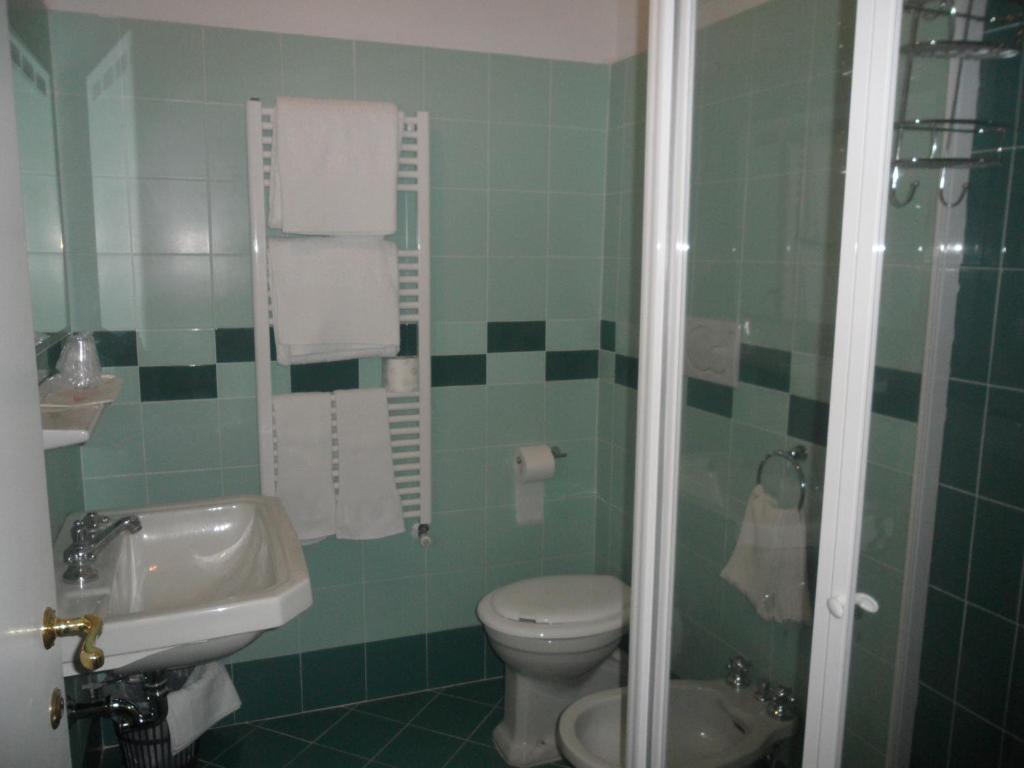Single Room,414702894:JPEG
