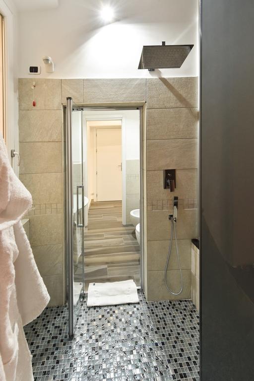Apartament typu Suite z wanną z hydromasażem