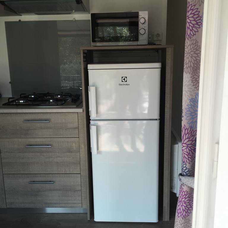 Mobile Home (6 Adults),215867624:JPEG