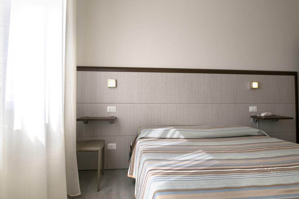Double Room,216185537:JPEG