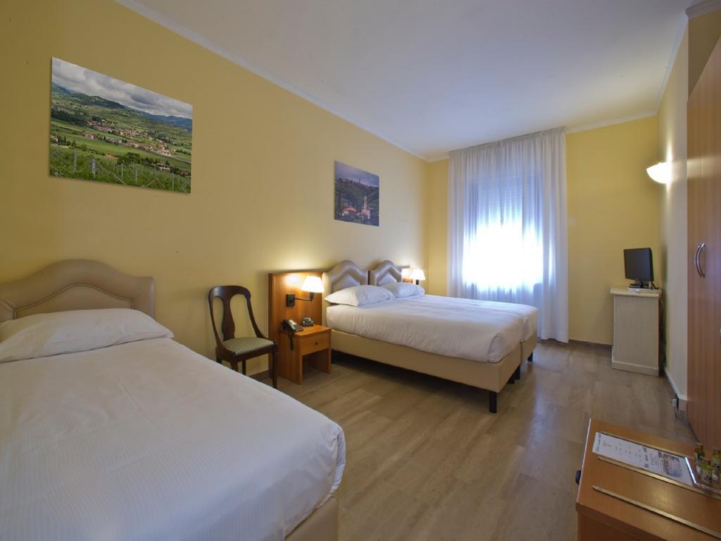 Quadruple Room,396800727:JPEG
