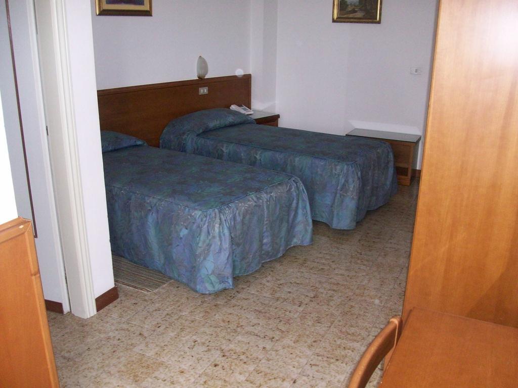 Twin Room,227107256:JPEG