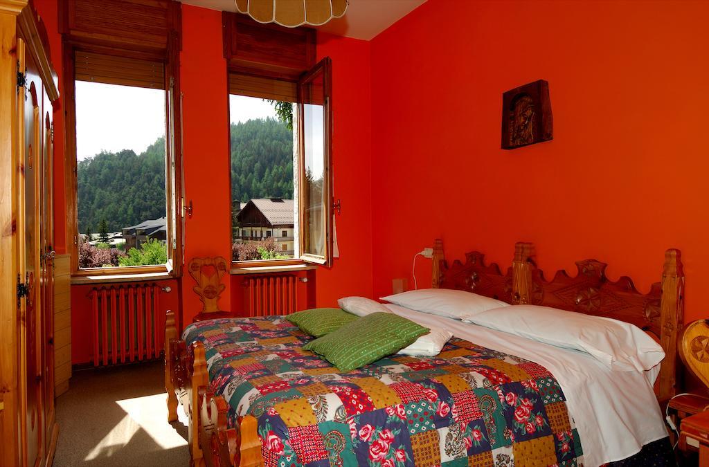 Single Room,233547571:JPEG