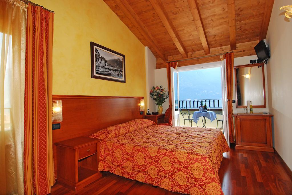 Superior Double or Twin Room Balcony Lake View,233575738:JPEG