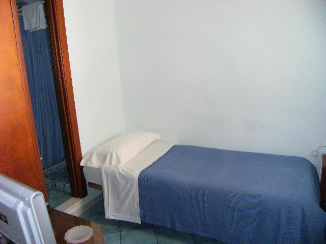 Single Room,235773017:JPEG