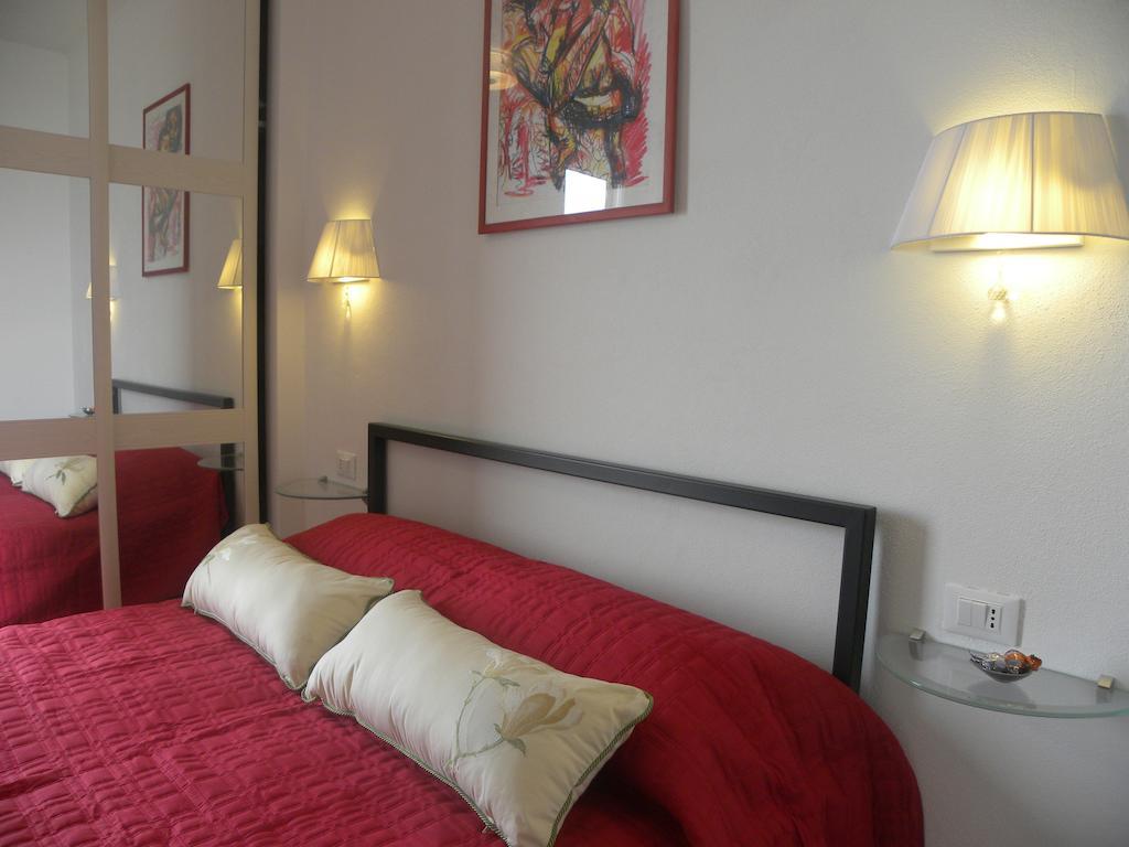 Standard Double Room,237646165:JPEG