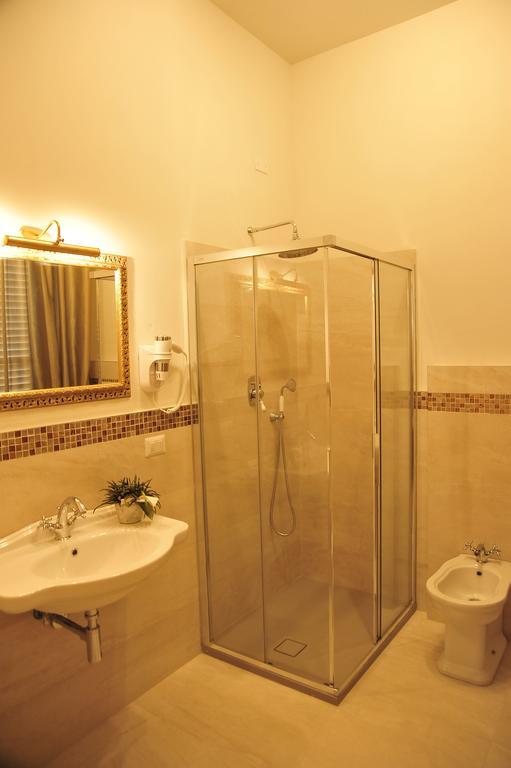 Deluxe Doppel-/Zweibettzimmer