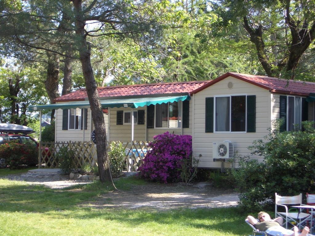 Mobile Home,245839809:JPEG