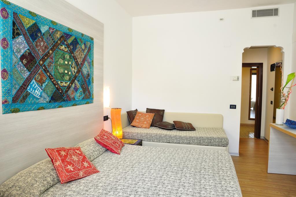 Double or Twin Room - Bike Package