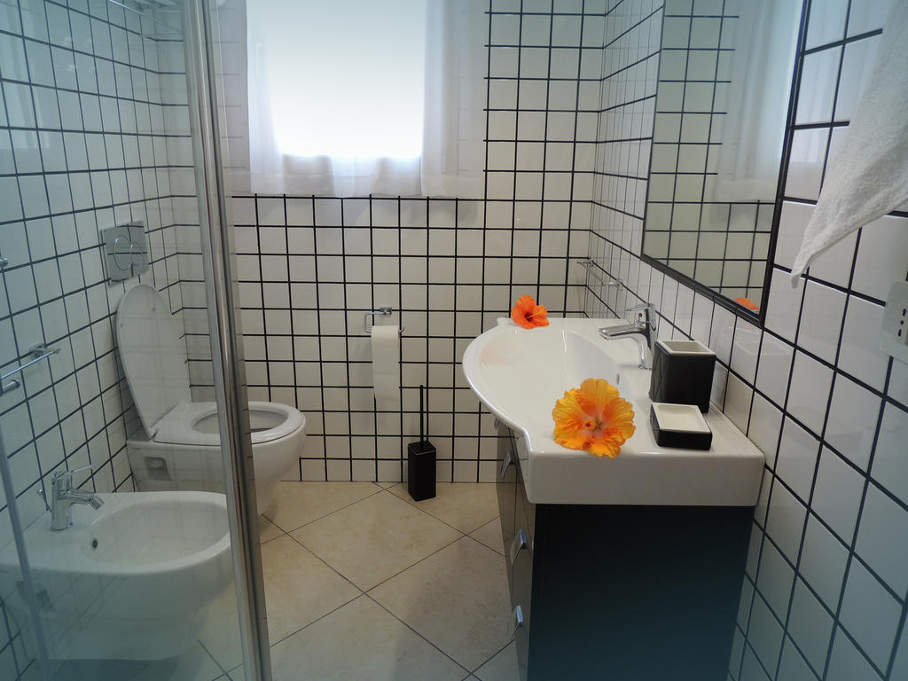 Double,248275677:JPEG