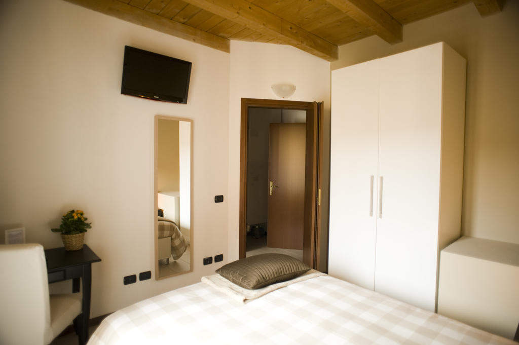 Single Room Private Bathroom