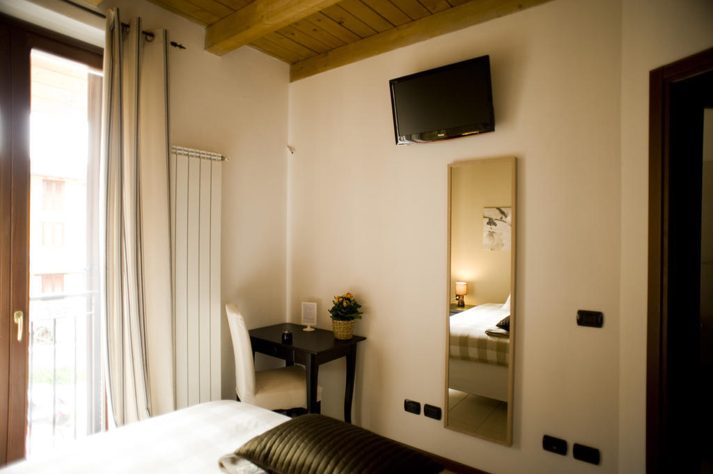 Single Room Private Bathroom