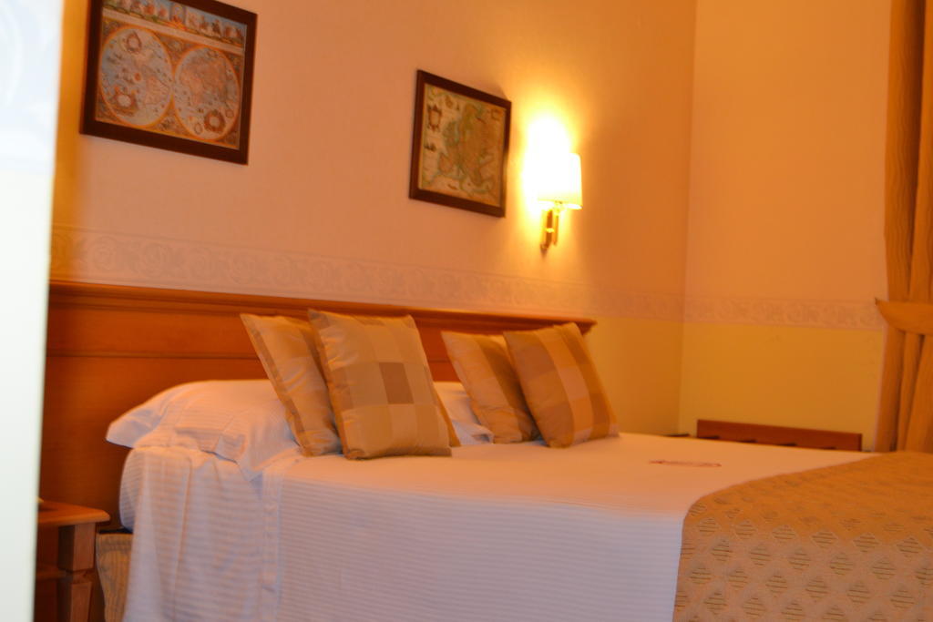 Comfort Single Room