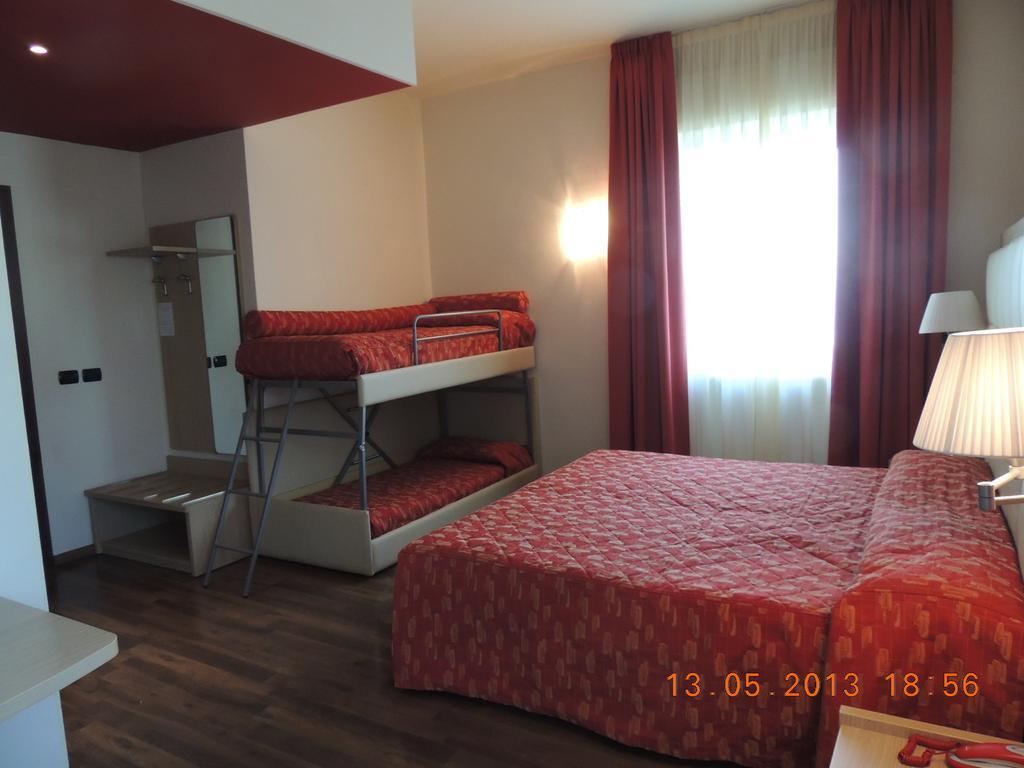 Vierbettzimmer