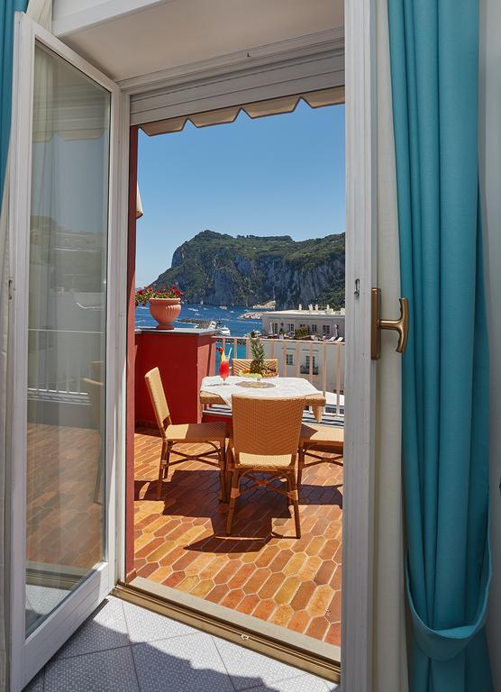 Double Room with Balcony and Sea View