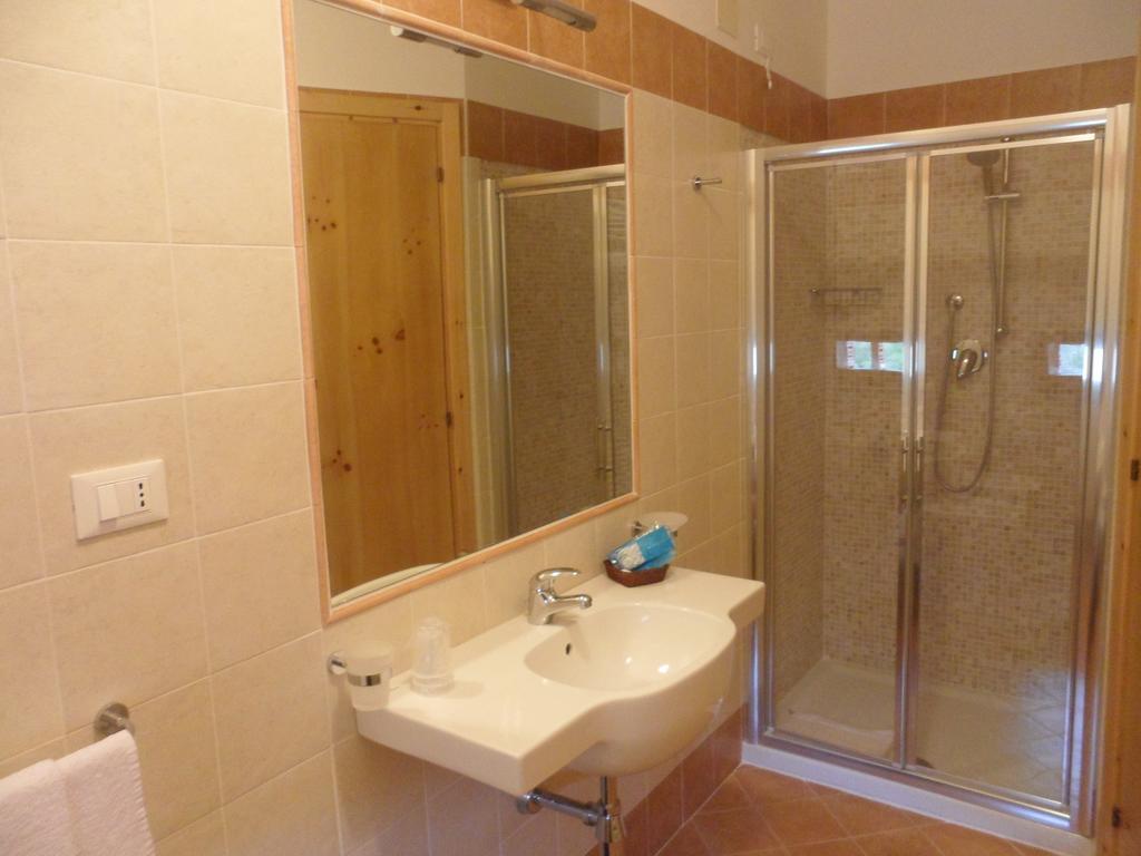 Standard Triple Room,1665422582:JPEG