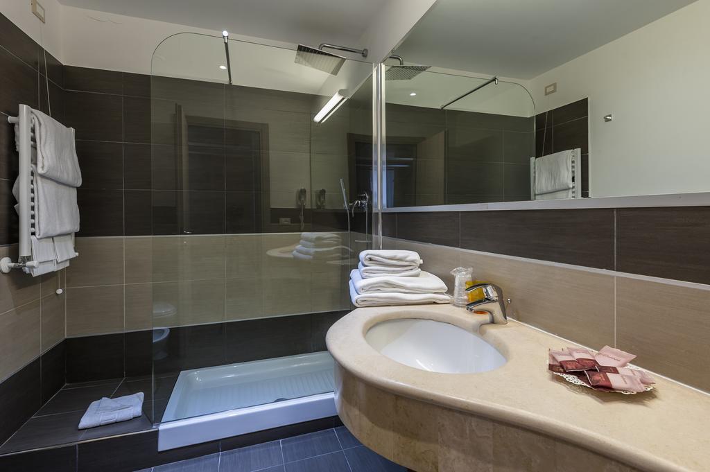 Quarto Triplo Superior
