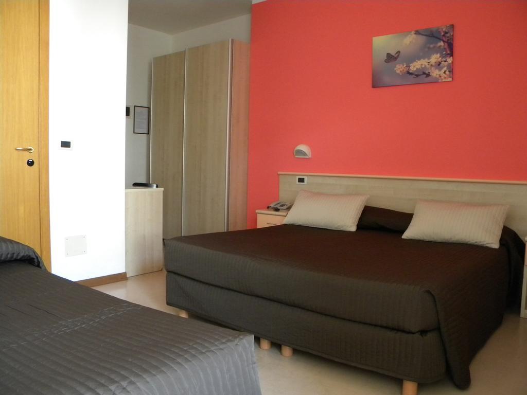 Triple Room with Balcony