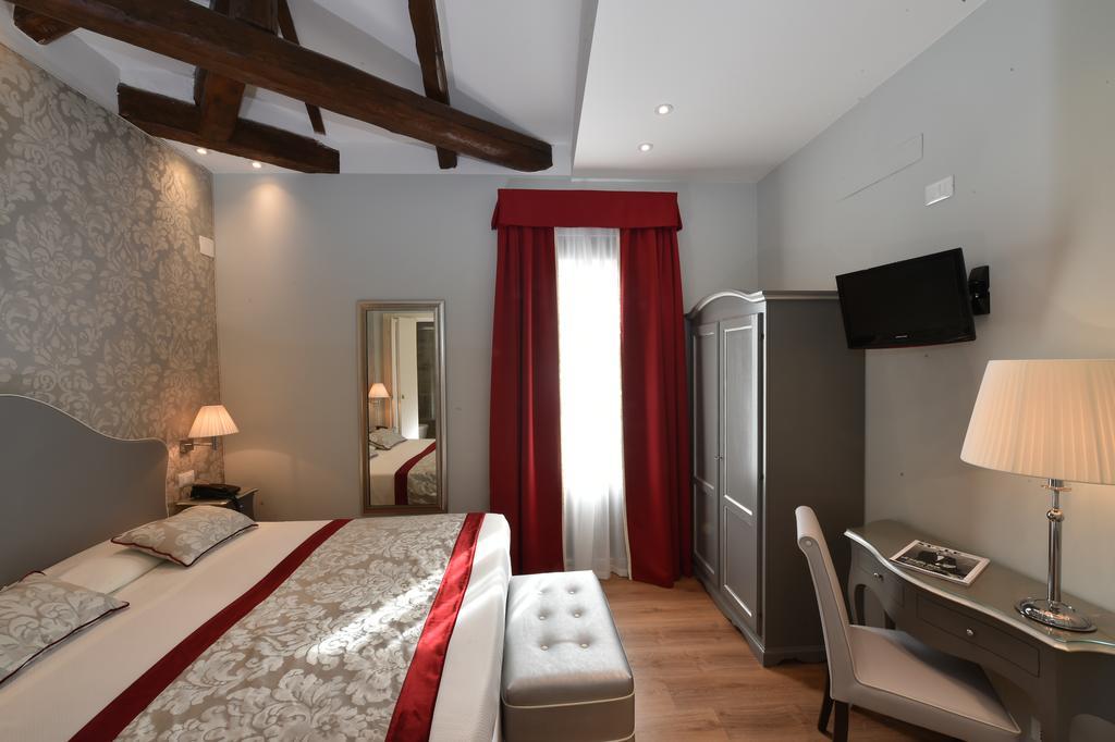 Superior Double or Twin Room,1156911708:JPEG