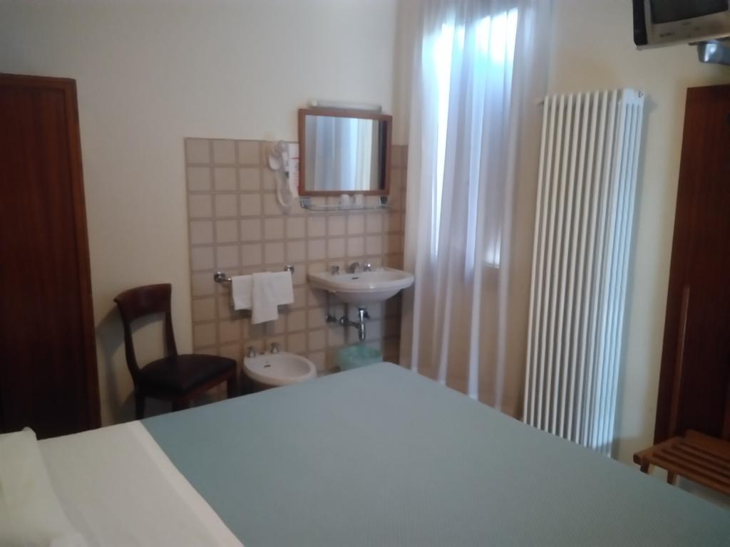 Standard Double or Twin Room with Shared Bathroom
