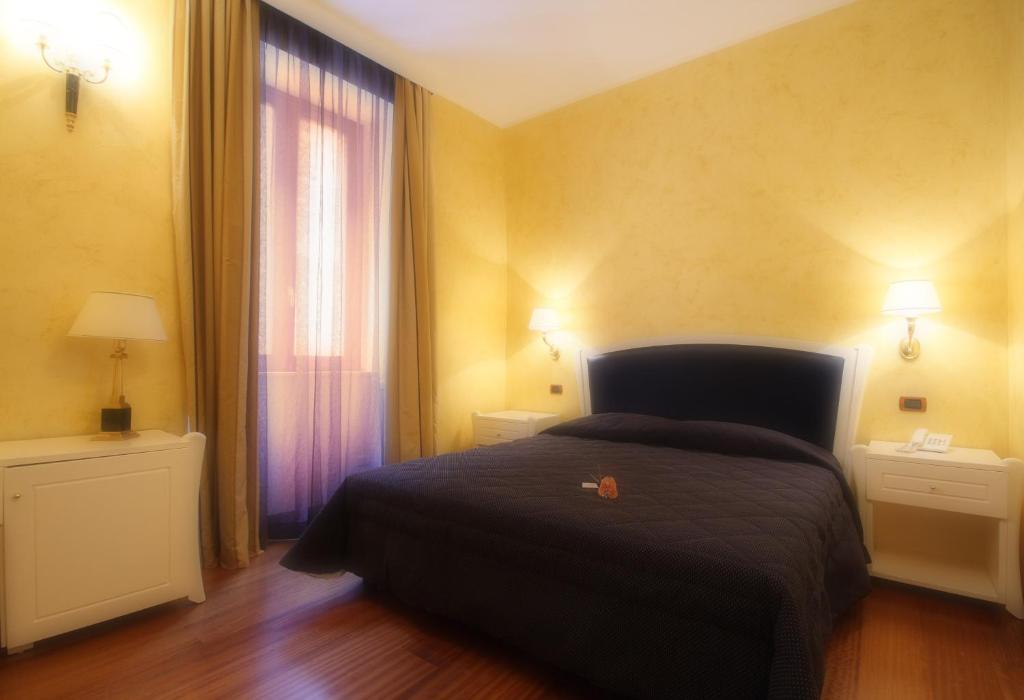 Double or Twin Room,26690216:JPEG
