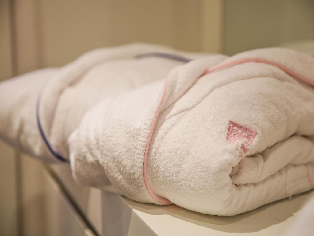 Junior Suite Spa Bath,508419348:JPEG