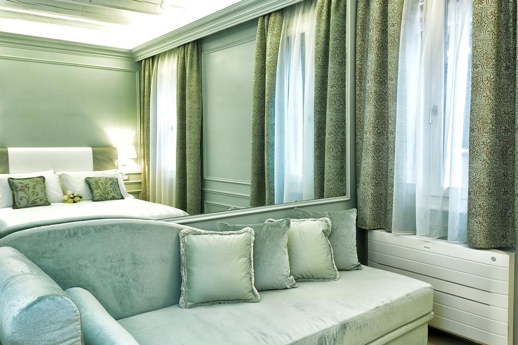 Quarto Superior com Cama de Casal ou 2 de Solteiro
