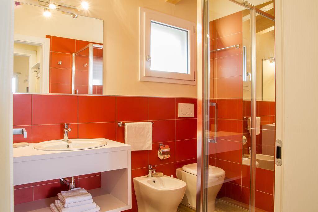Deluxe Two-Bedroom Apartment