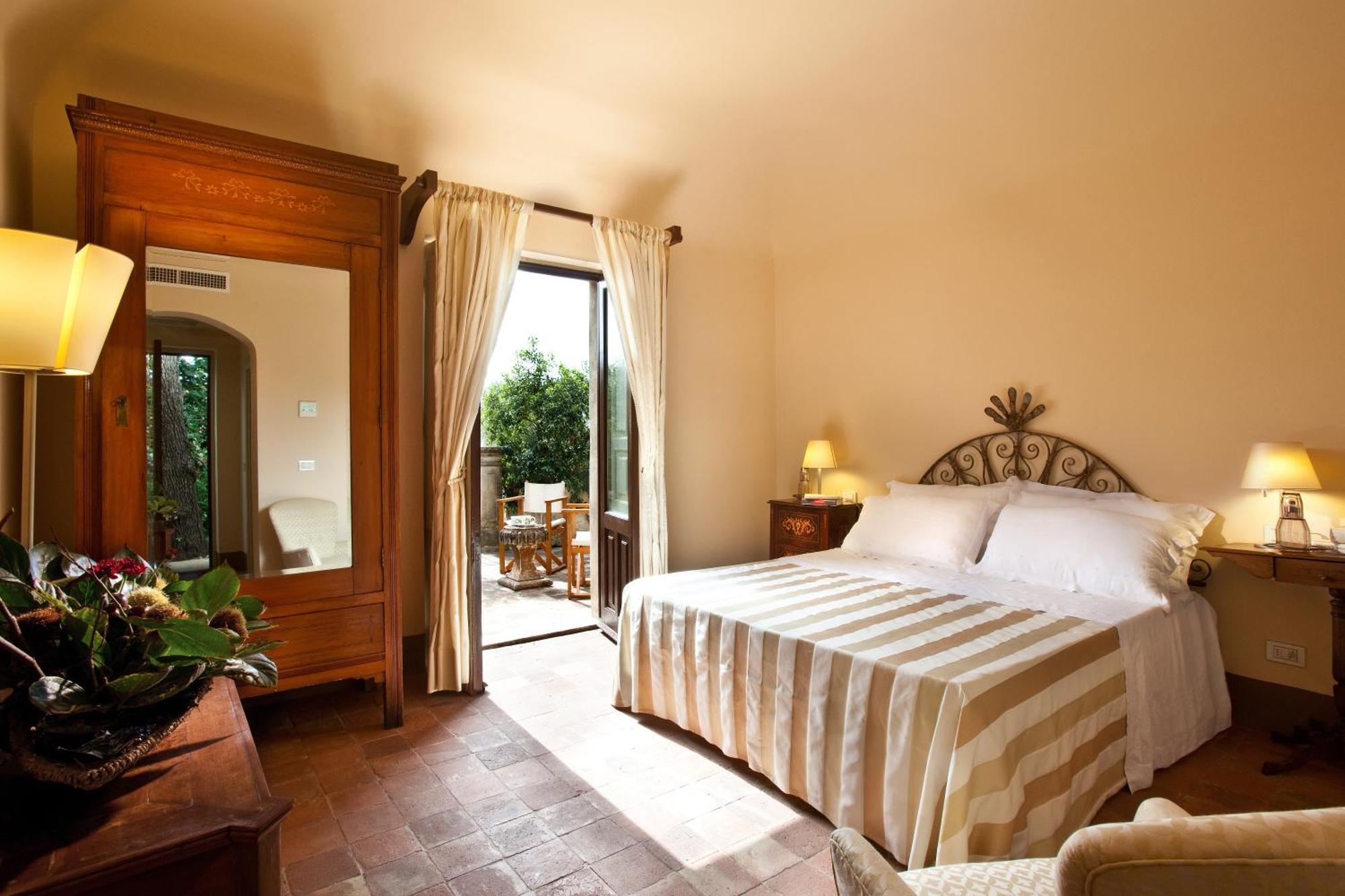 Double Room Balcony,113680088:JPEG
