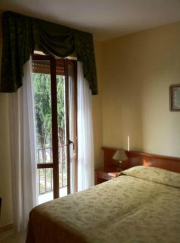 Single Room,398973486:JPEG