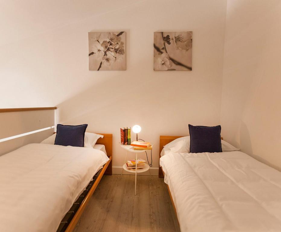 Appartement met balkon en uitzicht op het meer